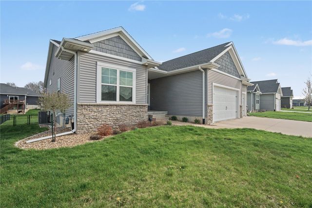 184 Battle Creek Dr, Marion, IA 52302
