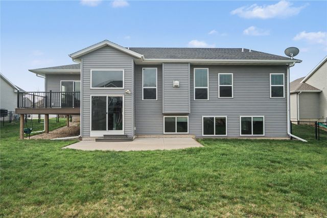 184 Battle Creek Dr, Marion, IA 52302