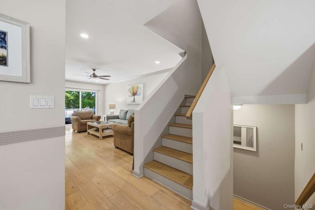 31 Timber Ridge, Mount Kisco, NY 10549