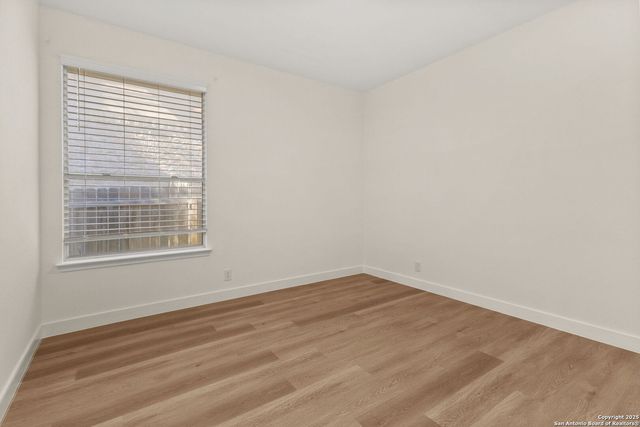 570 American Flag, Schertz, TX 78108