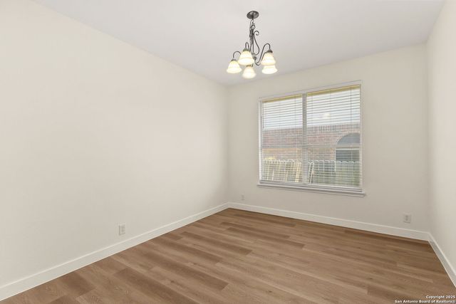 570 American Flag, Schertz, TX 78108