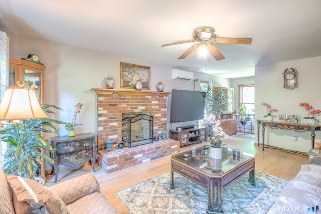 163 West View Road, Southbury, CT 06488
