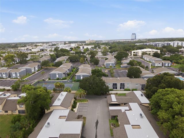 520 WINDMEADOWS STREET 520, Altamonte Springs, FL 32701