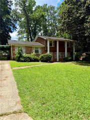 3638 Sherrydale Lane, Decatur, GA 30032