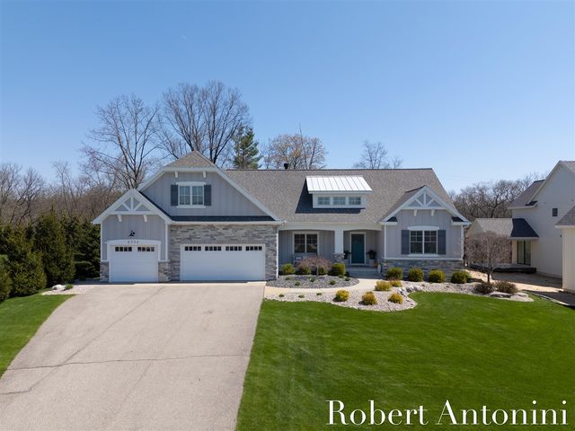 2352 Lake Birch Court, Grand Rapids, MI 49525