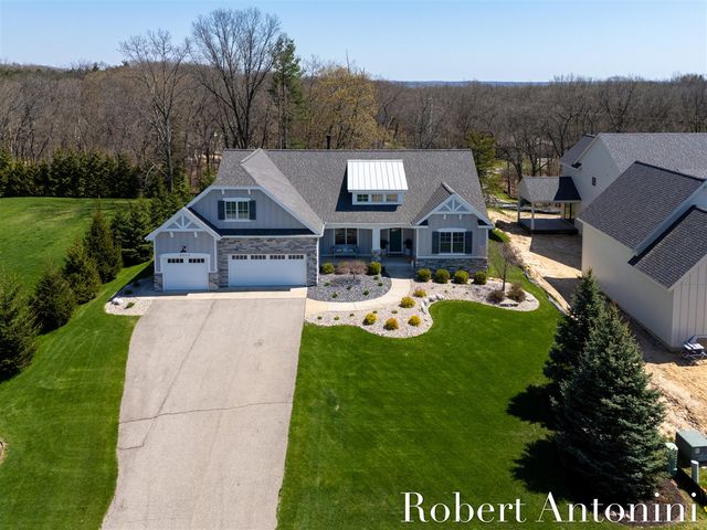2352 Lake Birch Court, Grand Rapids, MI 49525