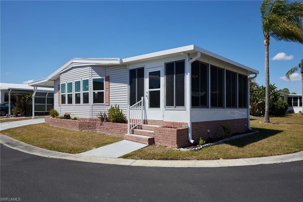 15 Ilex ST, ALVA, FL 33920 — photo 2