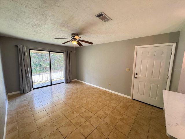 1015 SW 9TH STREET D21, Gainesville, FL 32601