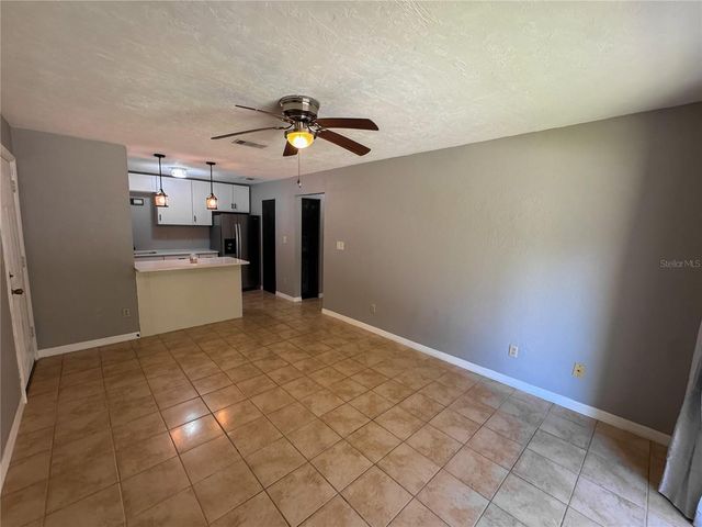 1015 SW 9TH STREET D21, Gainesville, FL 32601