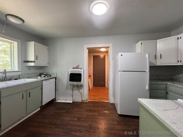 345 E Cumberland Avenue, Stringtown, OK 74569