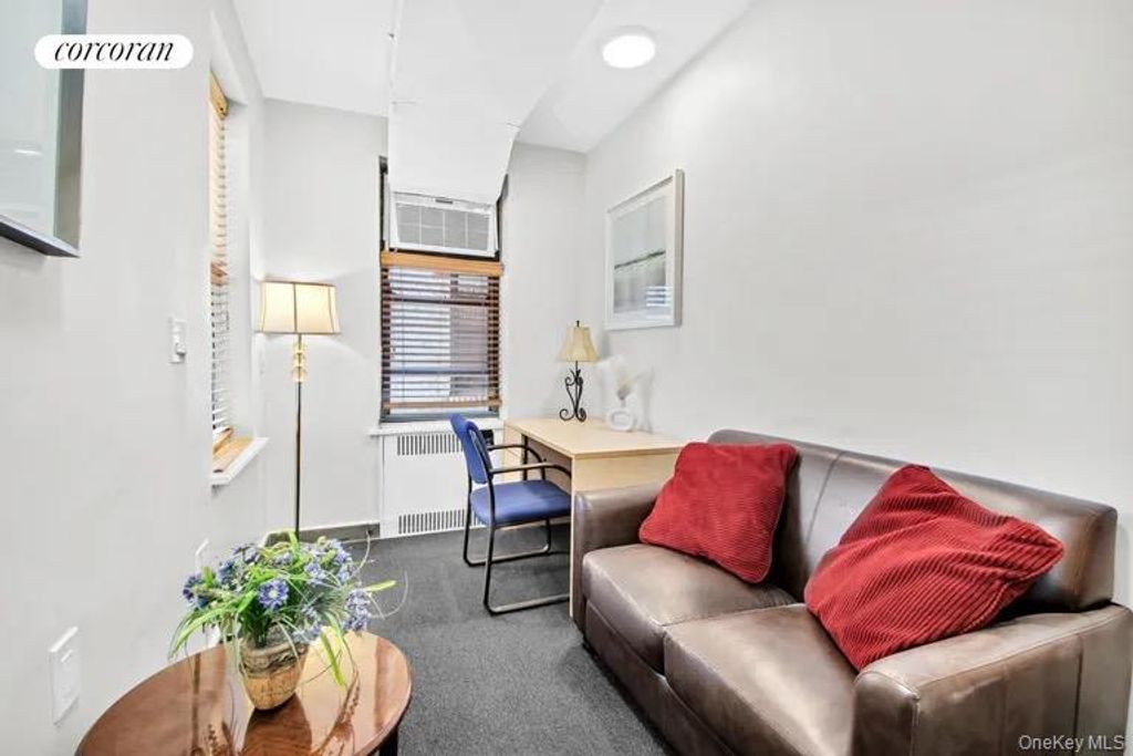 98-120 Queens Boulevard 1F, Rego Park, NY 11374 — photo 4