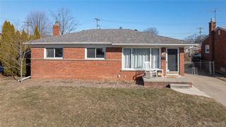 2820 Marian Drive, Trenton, MI 48183