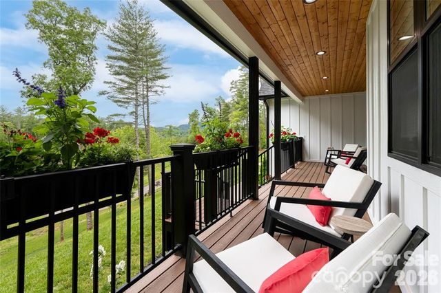 99 Timber Ridge Circle, Leicester, NC 28748