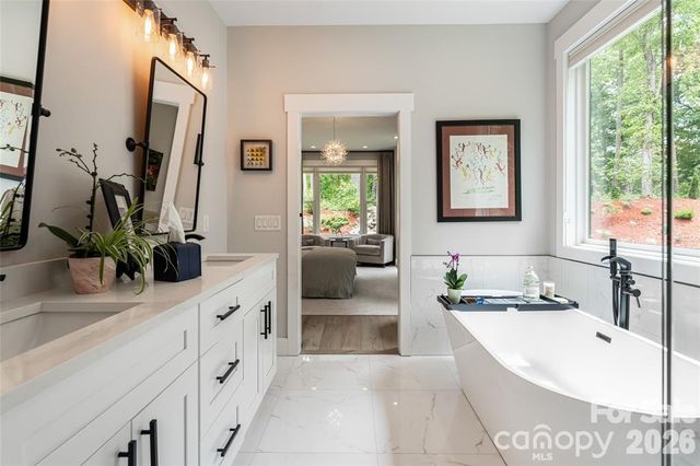 99 Timber Ridge Circle, Leicester, NC 28748