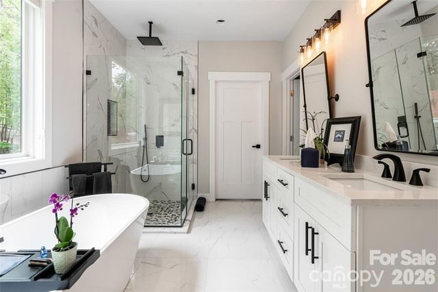 99 Timber Ridge Circle, Leicester, NC 28748