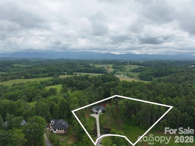 99 Timber Ridge Circle, Leicester, NC 28748