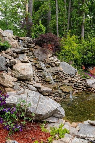99 Timber Ridge Circle, Leicester, NC 28748