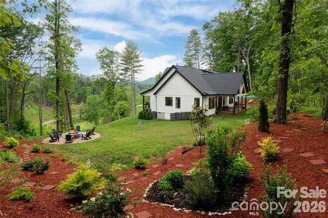 99 Timber Ridge Circle, Leicester, NC 28748