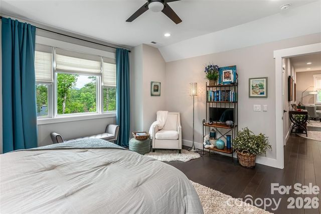 99 Timber Ridge Circle, Leicester, NC 28748