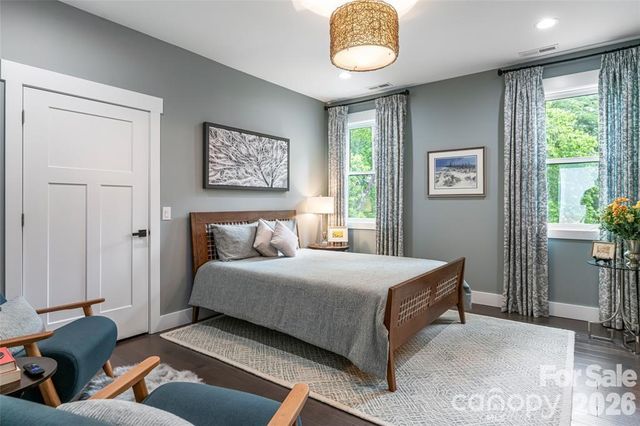 99 Timber Ridge Circle, Leicester, NC 28748