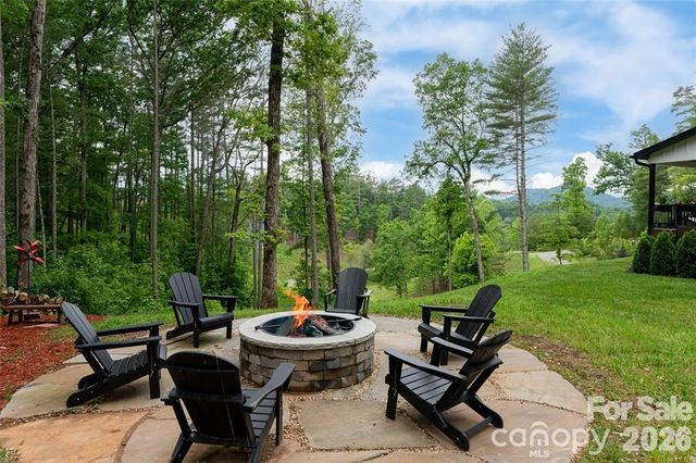 99 Timber Ridge Circle, Leicester, NC 28748