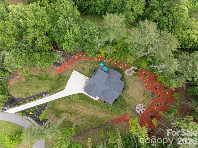 99 Timber Ridge Circle, Leicester, NC 28748