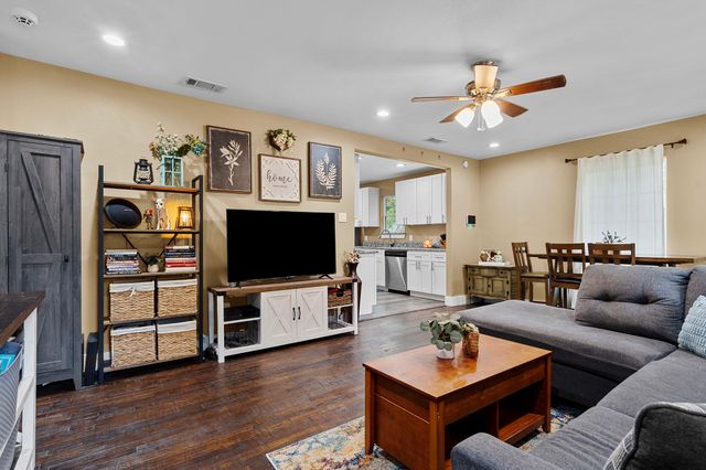 1517 Oneal Street, Greenville, TX 75401