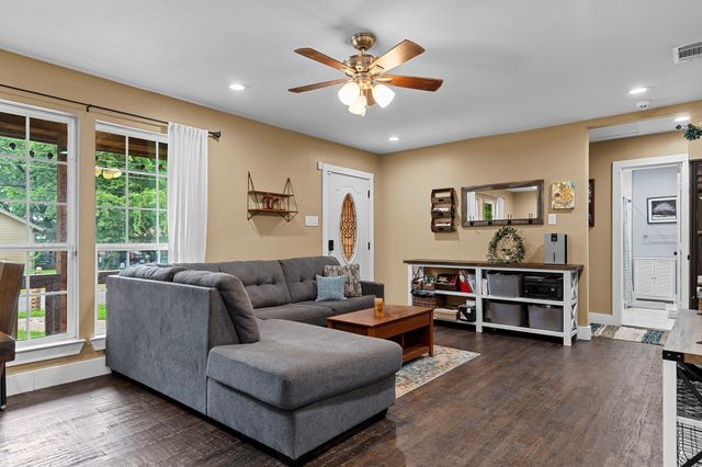 1517 Oneal Street, Greenville, TX 75401