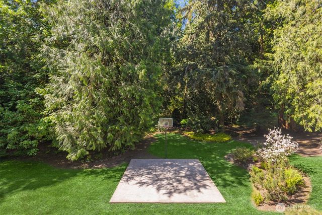 21641 SE 249th Street, Maple Valley, WA 98038