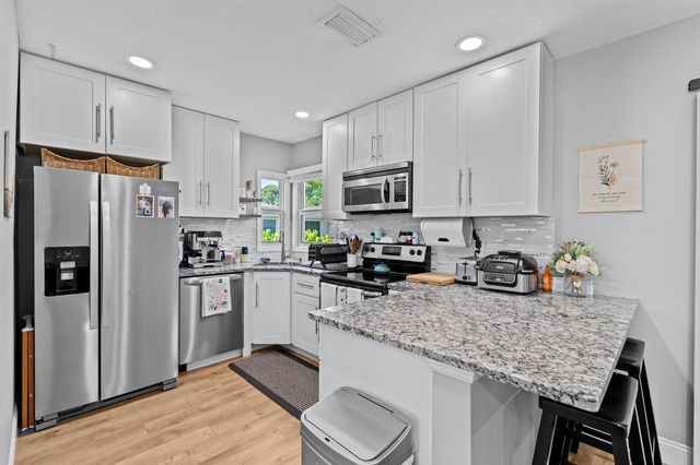 620 N B Street, Lake Worth Beach, FL 33460