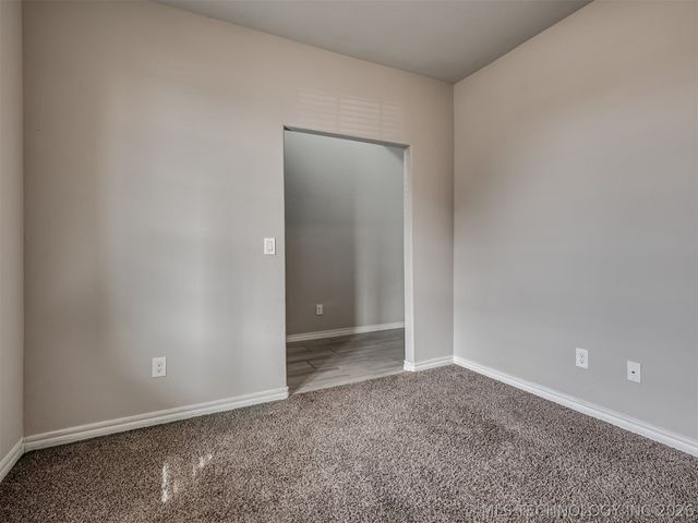 11133 NW 95th Court, Yukon, OK 73099
