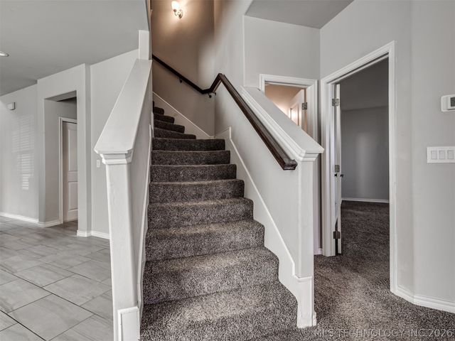 11133 NW 95th Court, Yukon, OK 73099