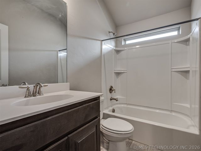 11133 NW 95th Court, Yukon, OK 73099