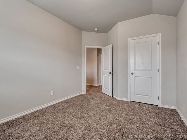 11133 NW 95th Court, Yukon, OK 73099