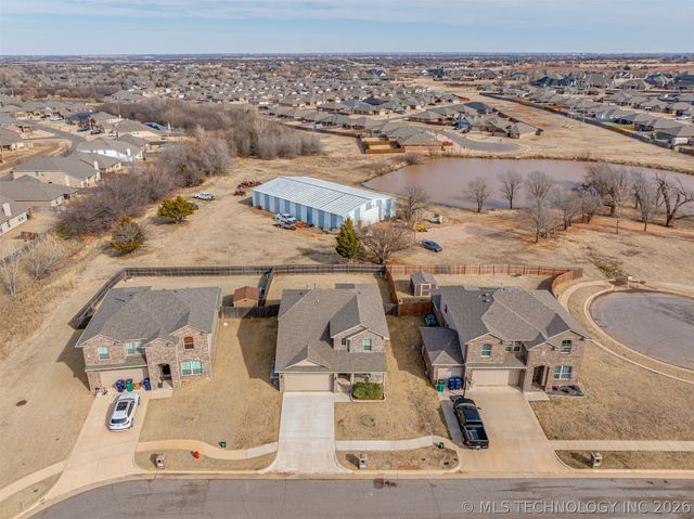 11133 NW 95th Court, Yukon, OK 73099