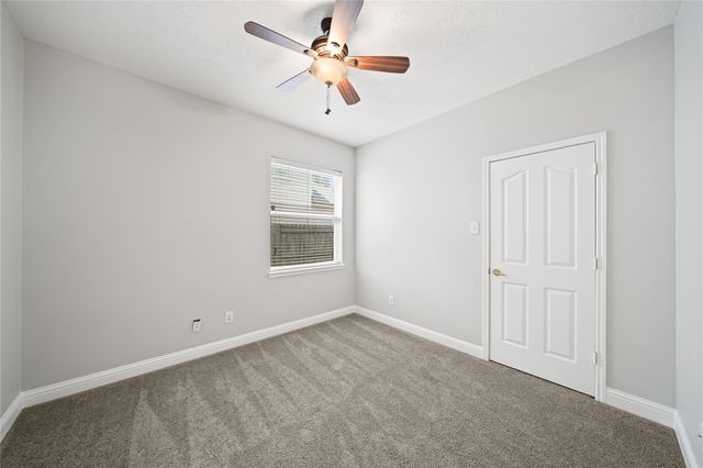 705 Hidden Oak Lane, Friendswood, TX 77546