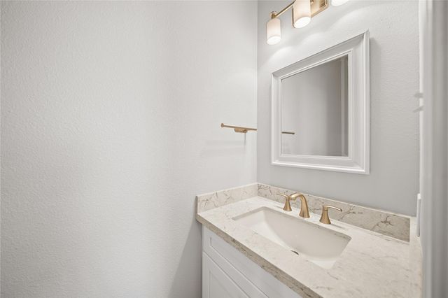 705 Hidden Oak Lane, Friendswood, TX 77546