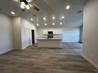 2028 Cottonwood Avenue, Wolfforth, TX 79382