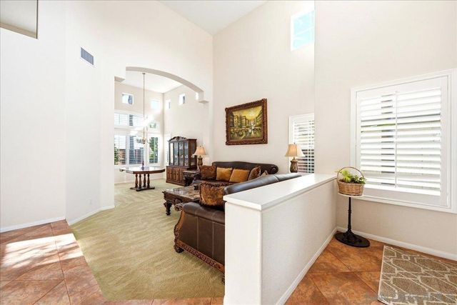2279 Bear Rock, Escondido, CA 92026