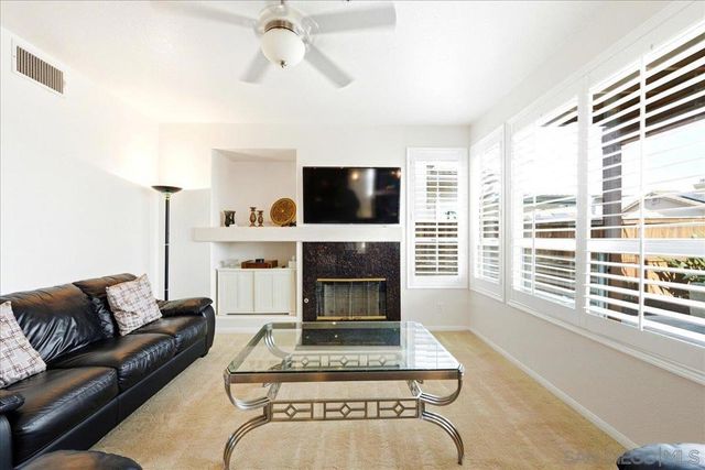2279 Bear Rock, Escondido, CA 92026