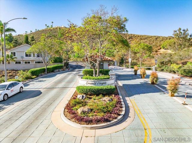 2279 Bear Rock, Escondido, CA 92026