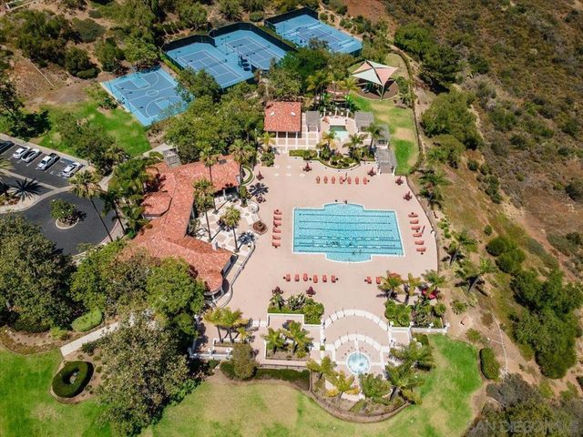 2279 Bear Rock, Escondido, CA 92026