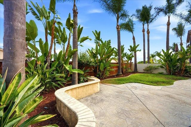 2279 Bear Rock, Escondido, CA 92026