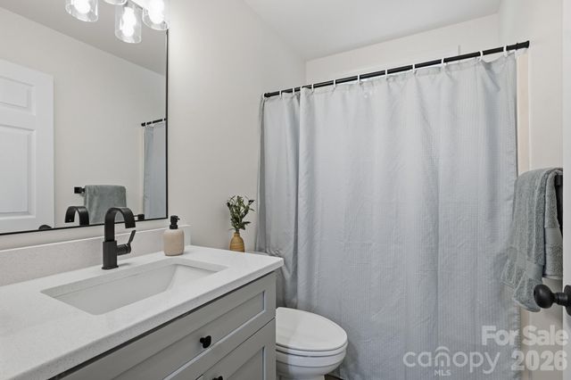 3412 Pondridge Court, Charlotte, NC 28269