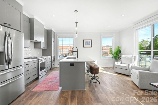 1302 E 10th Street, Charlotte, NC 28204