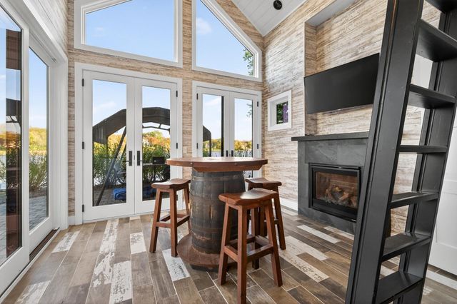 525 Smithtown Court, Victoria, MN 55331