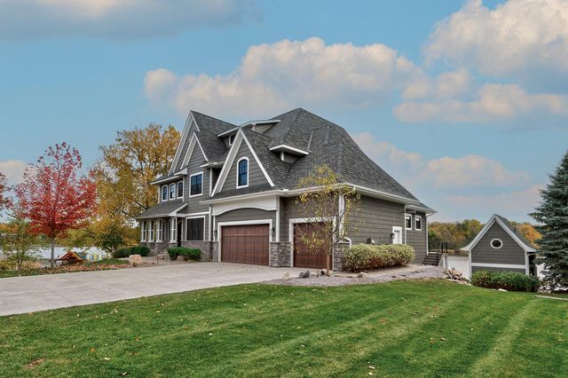 525 Smithtown Court, Victoria, MN 55331