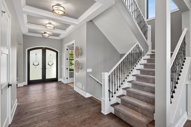 525 Smithtown Court, Victoria, MN 55331