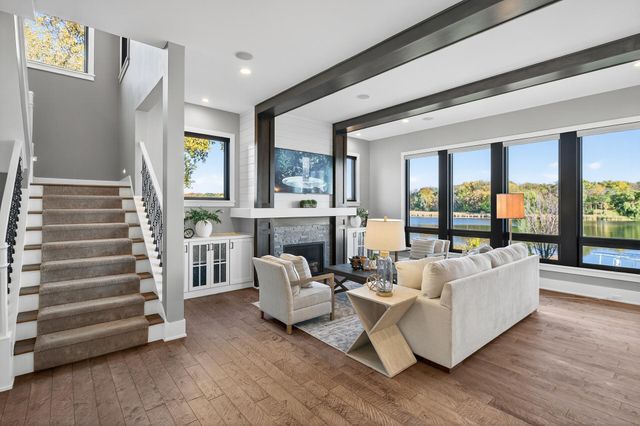 525 Smithtown Court, Victoria, MN 55331