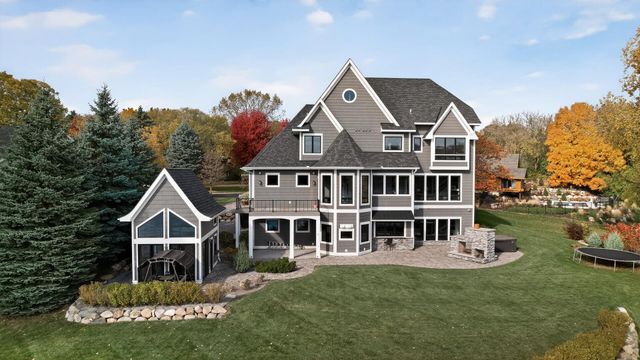 525 Smithtown Court, Victoria, MN 55331